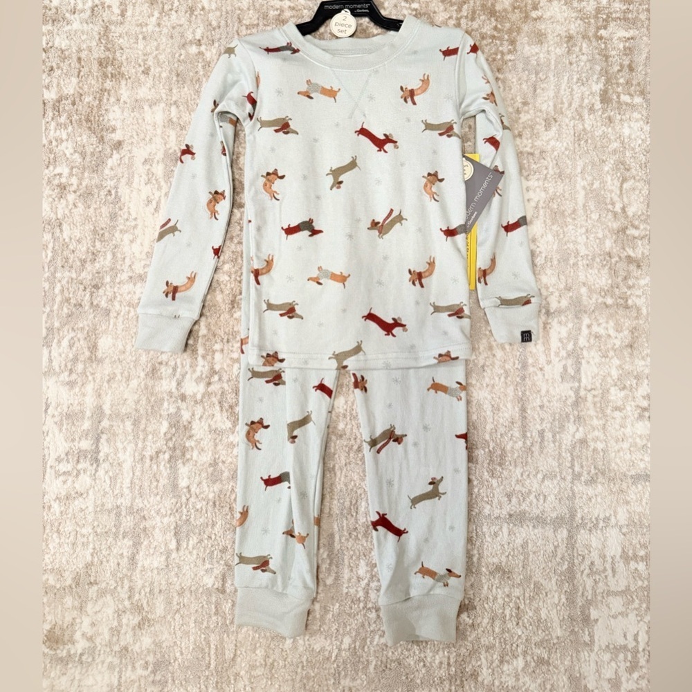 Modern Moments Kids Pajama Set with Dachshund Print size 5T-NWT